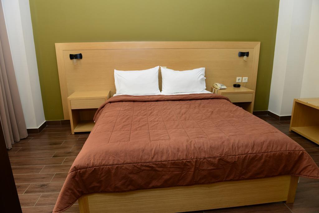 Ionion Hotel Κυπαρισσία Εξωτερικό φωτογραφία