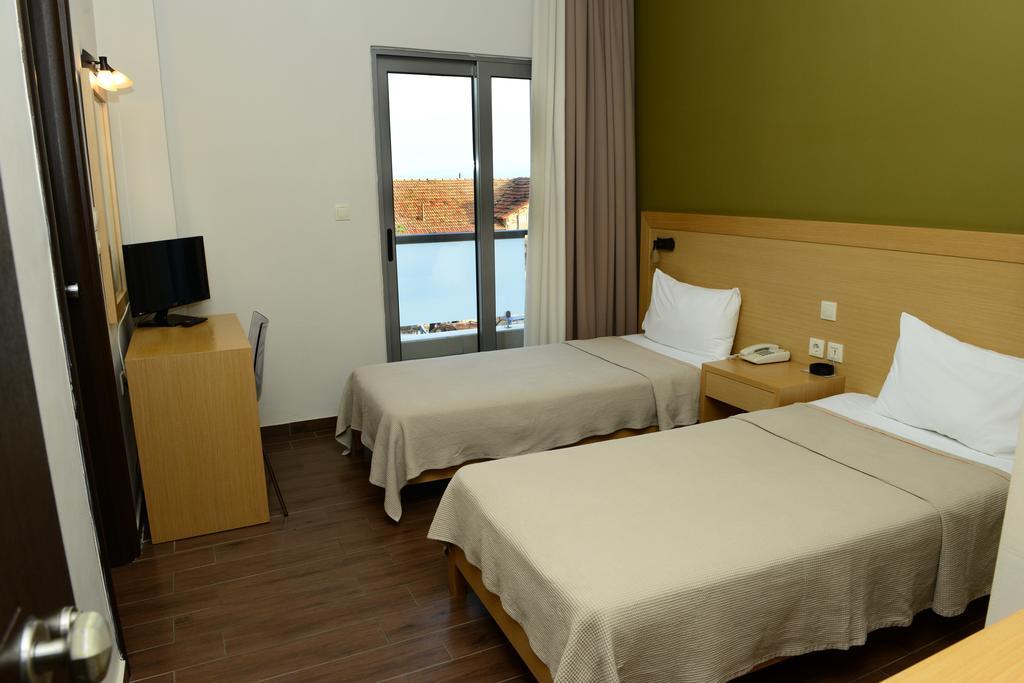 Ionion Hotel Κυπαρισσία Εξωτερικό φωτογραφία